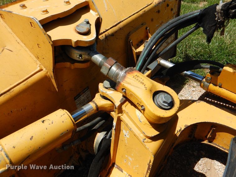 image for item DM3989 2013 John Deere 450J LT  dozer