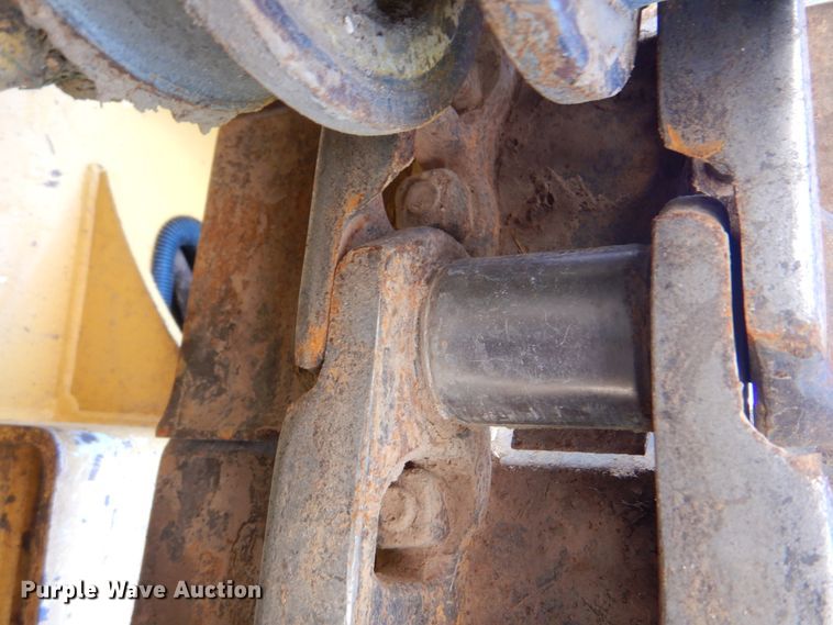 image for item DM3989 2013 John Deere 450J LT  dozer