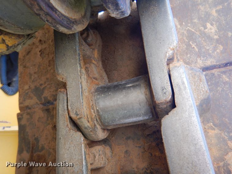 image for item DM3989 2013 John Deere 450J LT  dozer