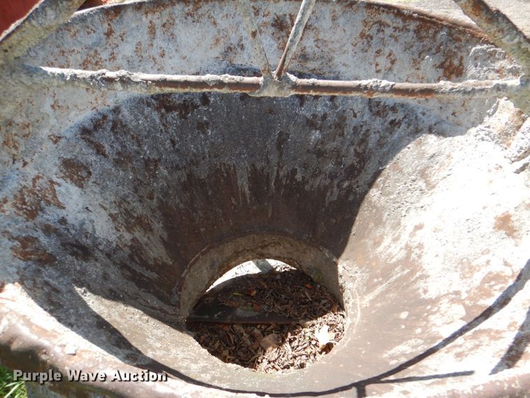 image for item DM3995 Concrete bucket