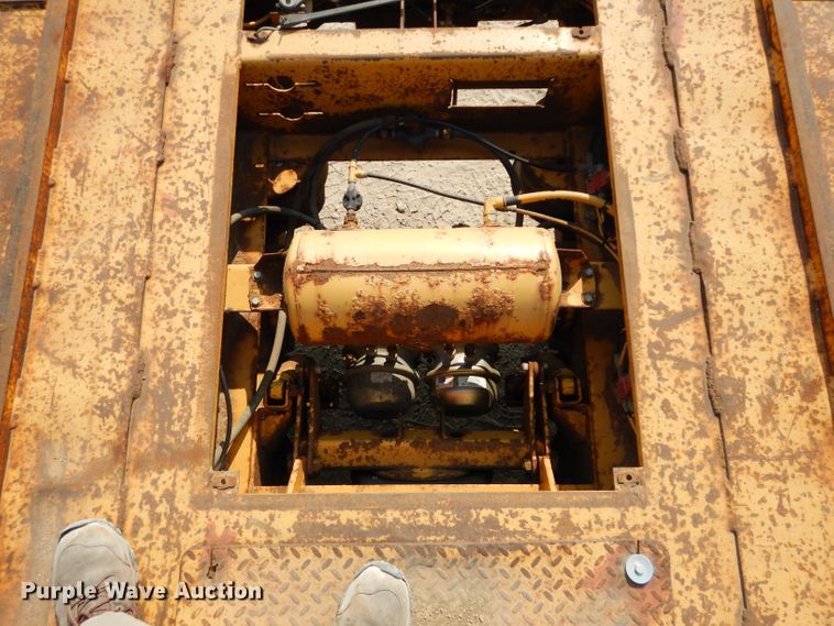 image for item DM4334 2008 Load King 403-4 DFPR  lowboy equipment trailer