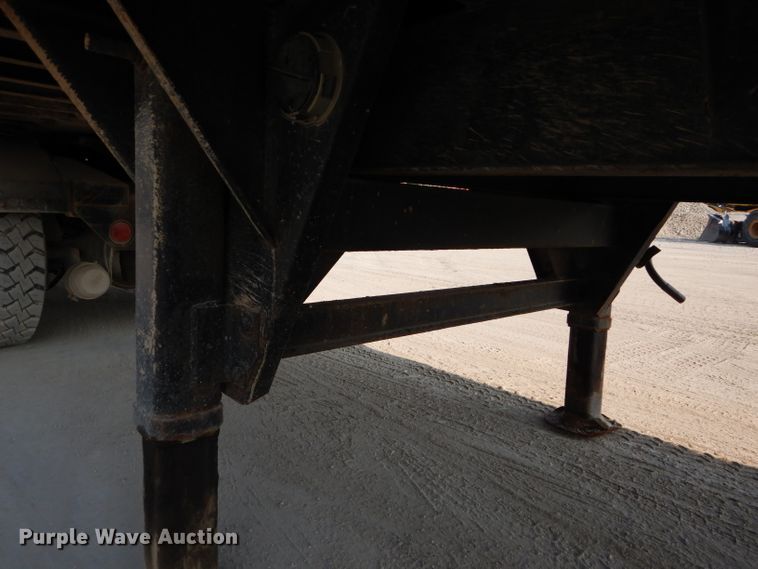 image for item DM4335 2005 Steco SE045  ejection trailer