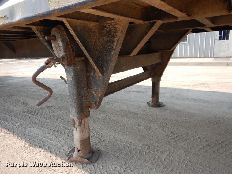 image for item DM4335 2005 Steco SE045  ejection trailer