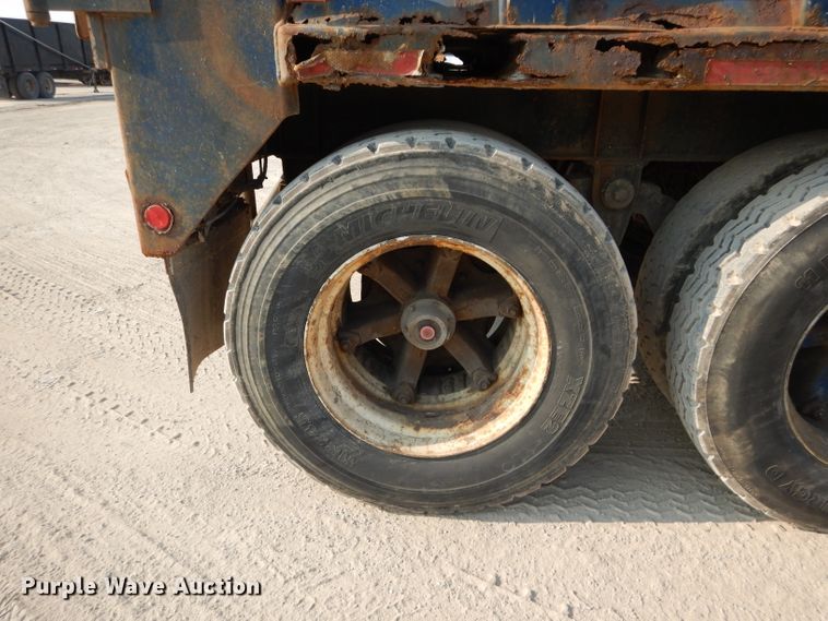 image for item DM4335 2005 Steco SE045  ejection trailer