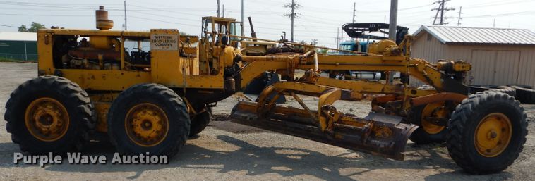 image for item DM4361 1961 Caterpillar 12E  rigid frame motor grader