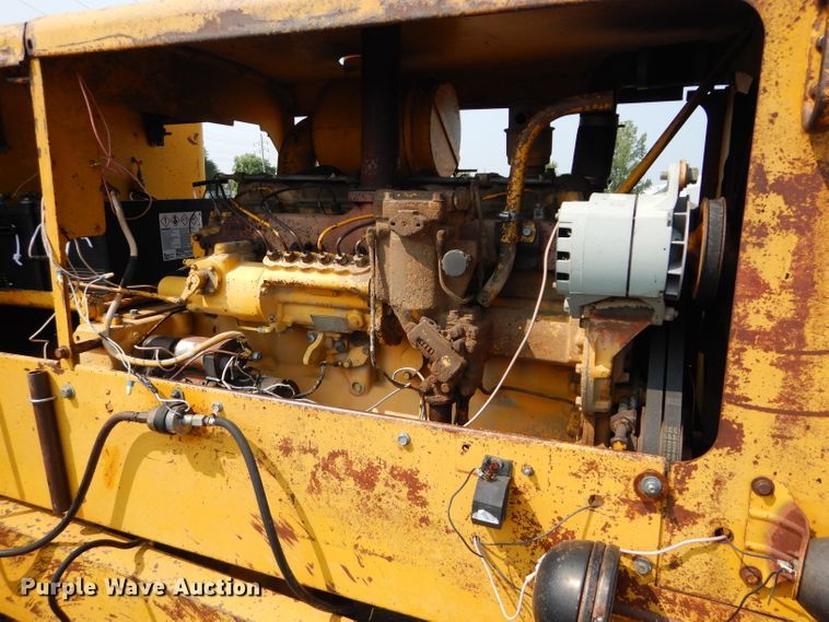 image for item DM4361 1961 Caterpillar 12E  rigid frame motor grader
