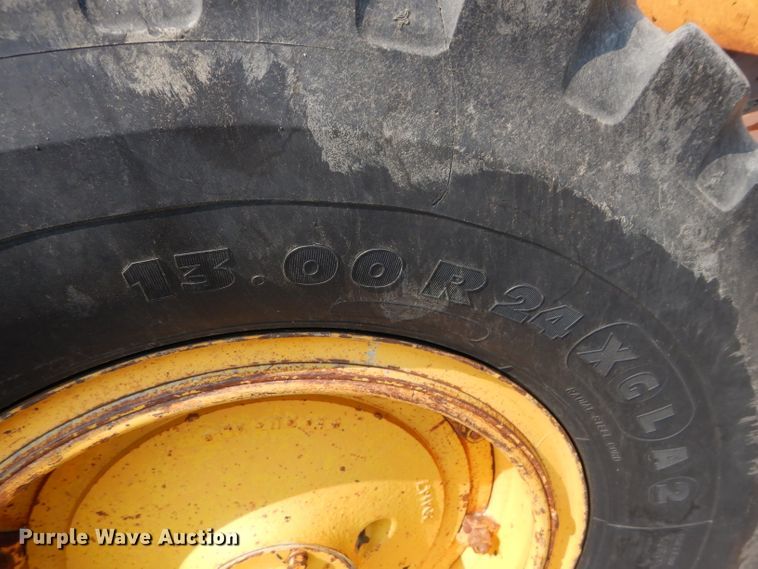 image for item DM4361 1961 Caterpillar 12E  rigid frame motor grader