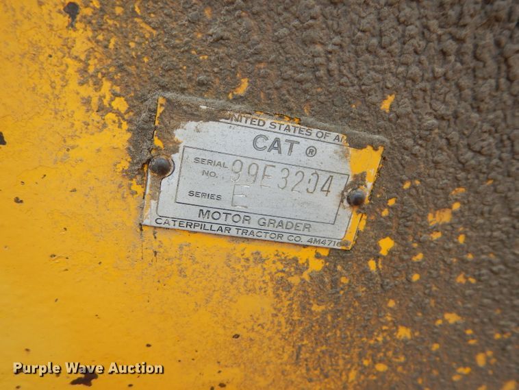 image for item DM4361 1961 Caterpillar 12E  rigid frame motor grader