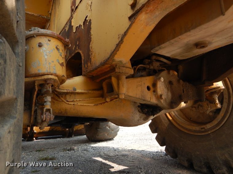 image for item DM4363 1968 Caterpillar 966C  wheel loader