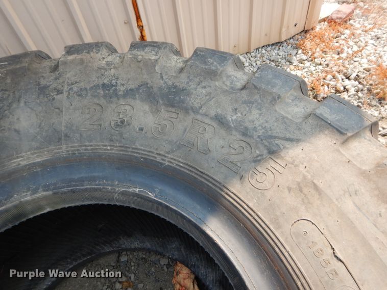 image for item DM4367 (2) Boto 23.5R-25 tires