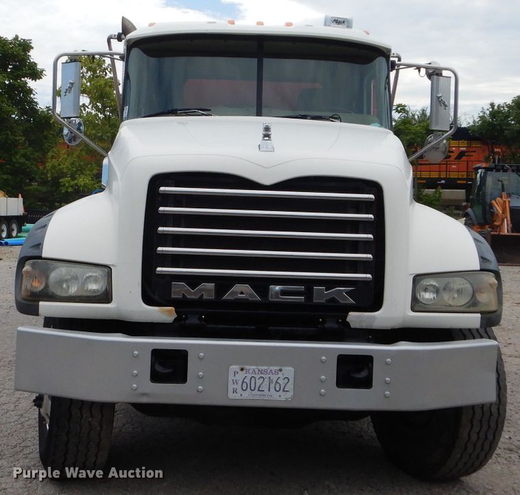 image for item DM4368 2009 Mack GU713  dump truck