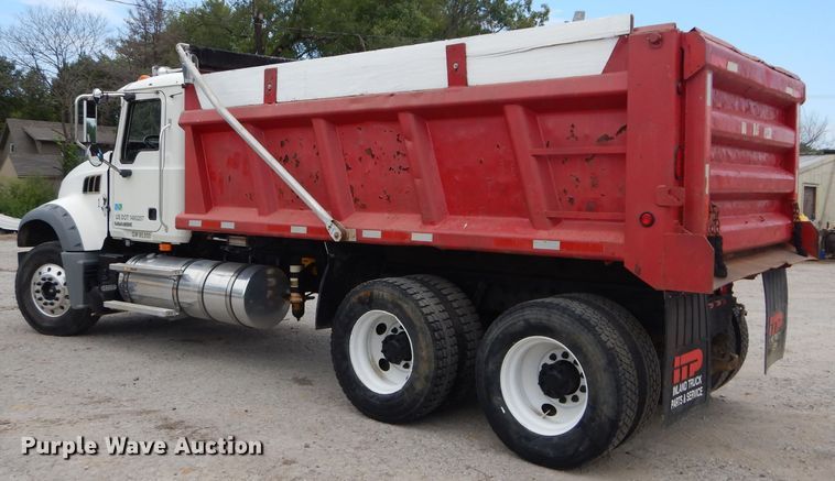 image for item DM4368 2009 Mack GU713  dump truck