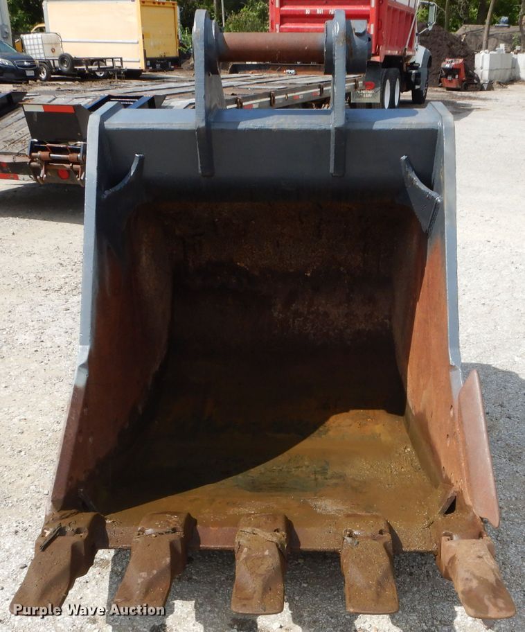 image for item DM4371 Esco XDP  48"W excavator bucket