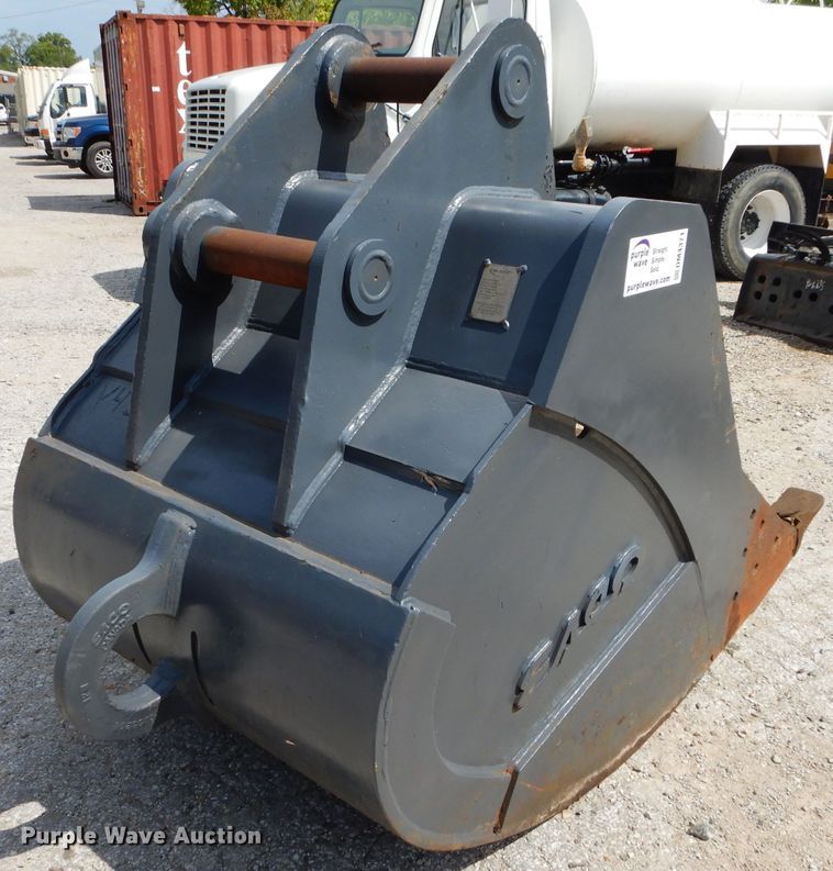 image for item DM4371 Esco XDP  48"W excavator bucket