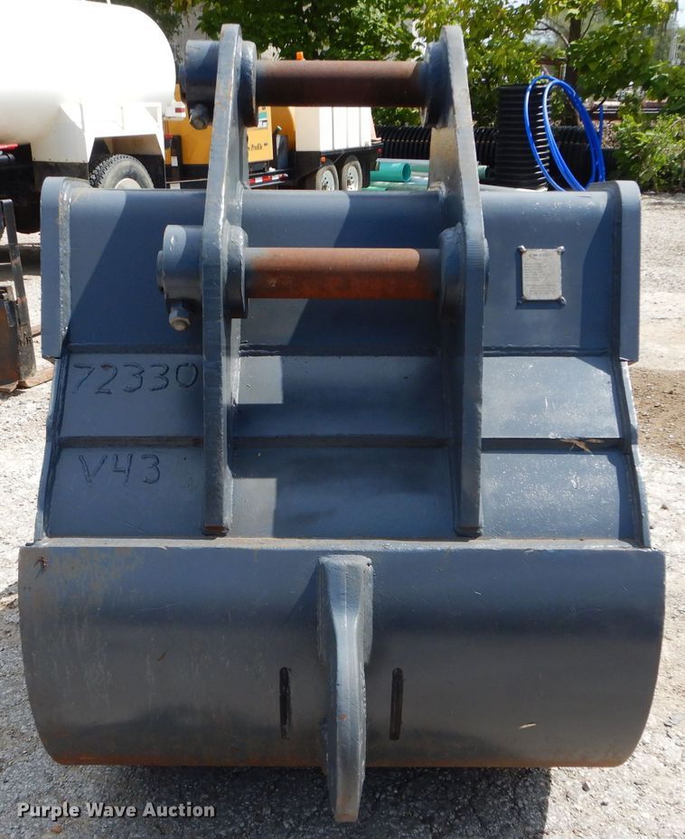 image for item DM4371 Esco XDP  48"W excavator bucket