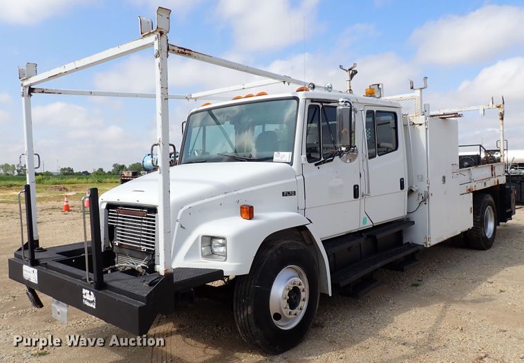 image for item DM5007 1999 Freightliner FL70  Crew Cab utility/service truck