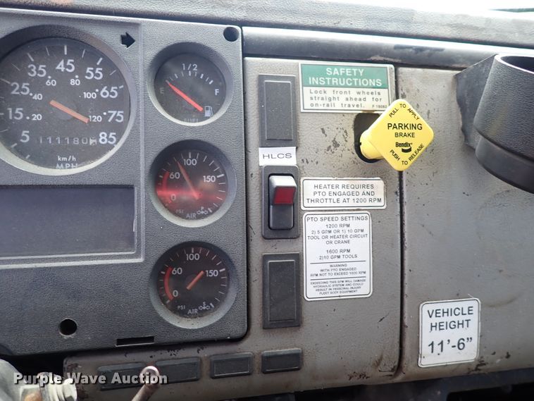 image for item DM5007 1999 Freightliner FL70  Crew Cab utility/service truck