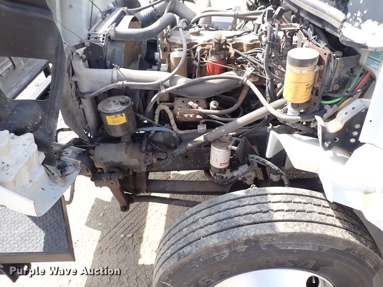 image for item DM5007 1999 Freightliner FL70  Crew Cab utility/service truck