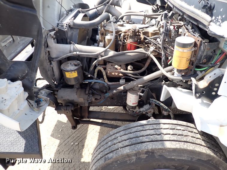 image for item DM5007 1999 Freightliner FL70  Crew Cab utility/service truck