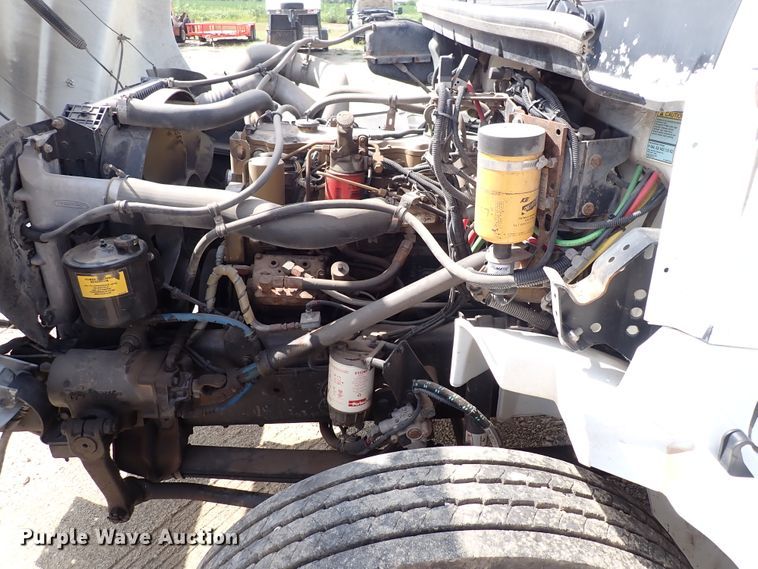 image for item DM5007 1999 Freightliner FL70  Crew Cab utility/service truck