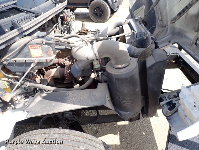 image for item DM5007 1999 Freightliner FL70  Crew Cab utility/service truck