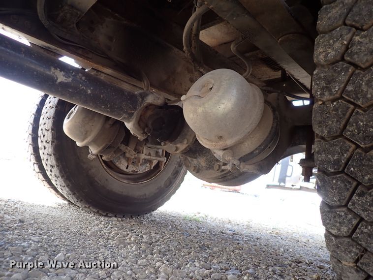 image for item DM5007 1999 Freightliner FL70  Crew Cab utility/service truck