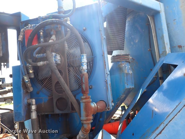 image for item DM5008 1994 Ford L8000  vacuum truck