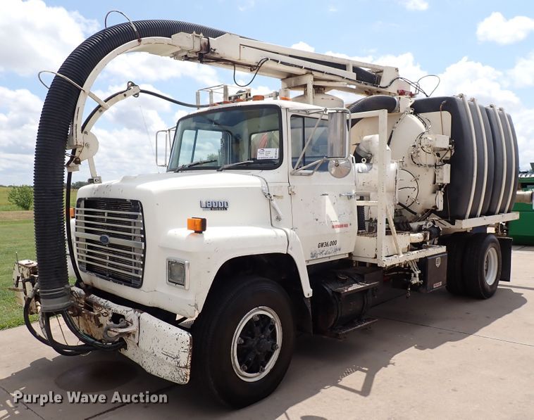 image for item DM5014 1990 Ford LN8000  sewer jetter truck