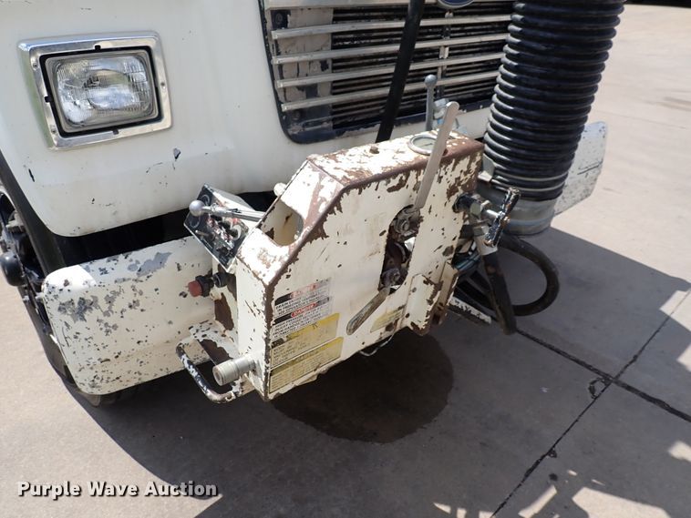 image for item DM5014 1990 Ford LN8000  sewer jetter truck