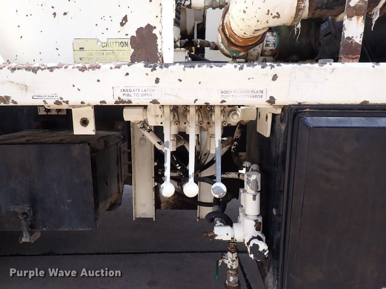 image for item DM5014 1990 Ford LN8000  sewer jetter truck