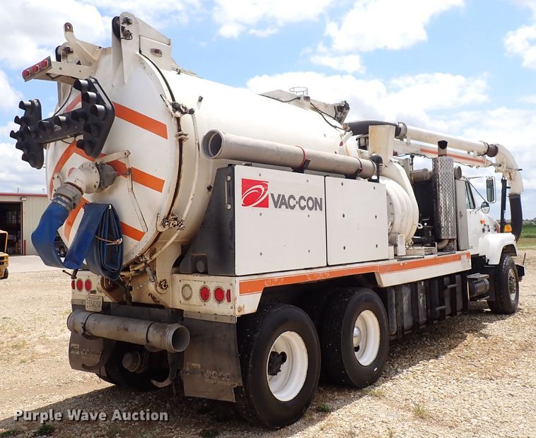 image for item DM5015 2002 International 2554  sewer jetter truck