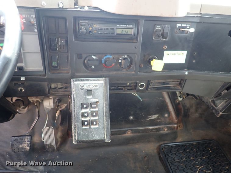 image for item DM5015 2002 International 2554  sewer jetter truck