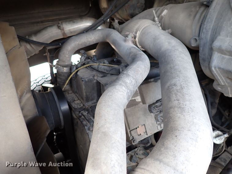 image for item DM5015 2002 International 2554  sewer jetter truck