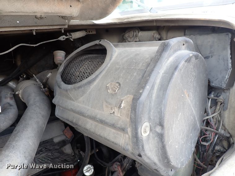 image for item DM5015 2002 International 2554  sewer jetter truck