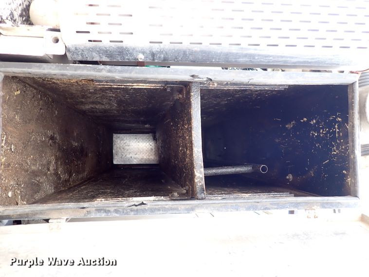 image for item DM5015 2002 International 2554  sewer jetter truck