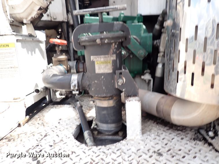 image for item DM5015 2002 International 2554  sewer jetter truck