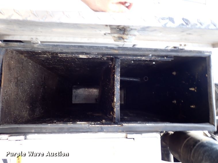 image for item DM5015 2002 International 2554  sewer jetter truck