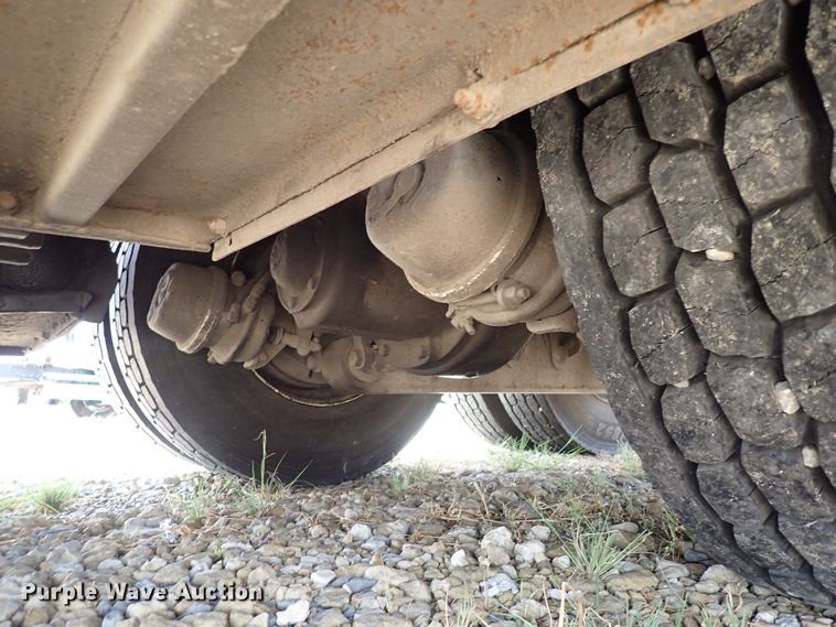 image for item DM5015 2002 International 2554  sewer jetter truck