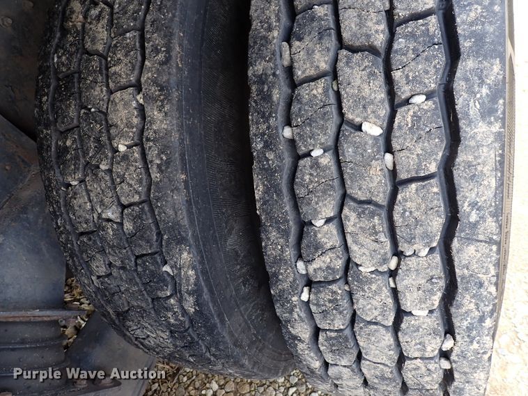 image for item DM5015 2002 International 2554  sewer jetter truck