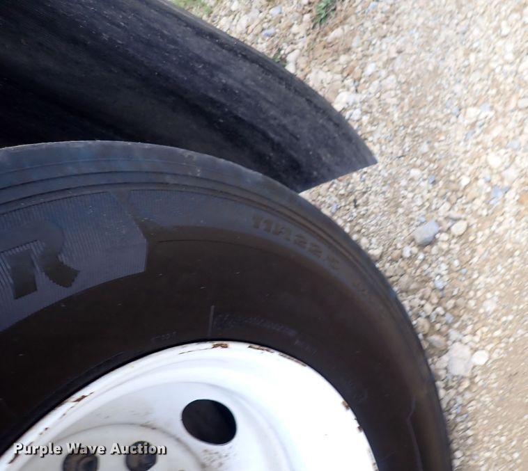 image for item DM5015 2002 International 2554  sewer jetter truck