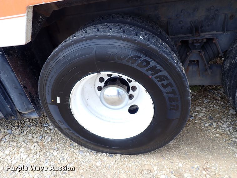 image for item DM5015 2002 International 2554  sewer jetter truck