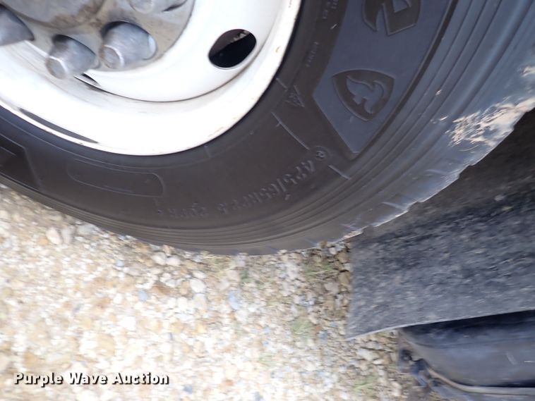 image for item DM5015 2002 International 2554  sewer jetter truck