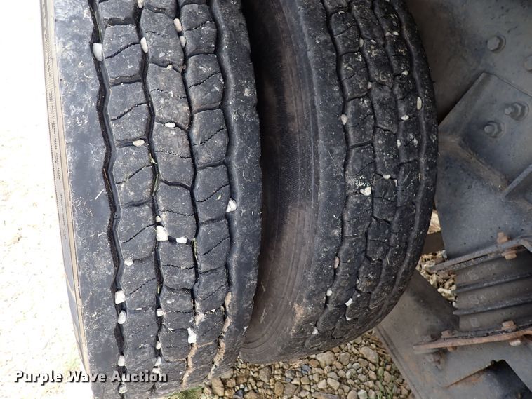 image for item DM5015 2002 International 2554  sewer jetter truck