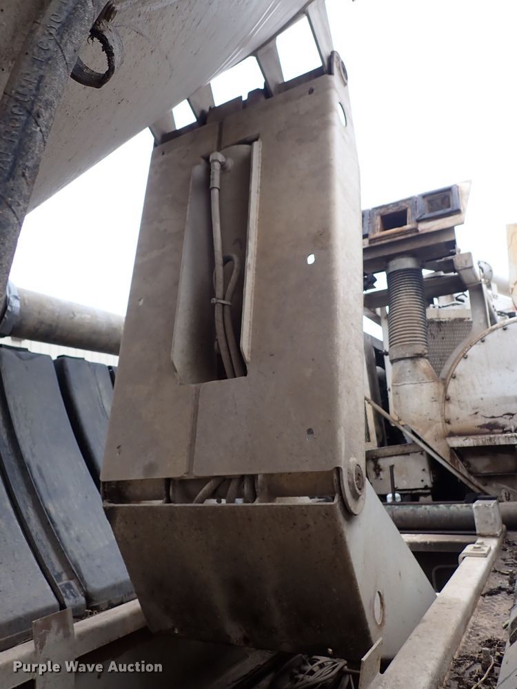 image for item DM5015 2002 International 2554  sewer jetter truck