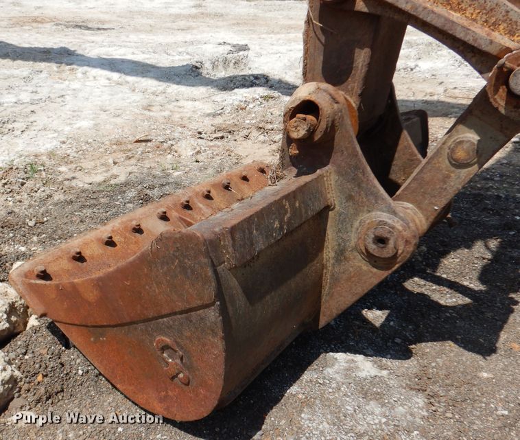 image for item DM6411 2004 Hyundai Robex 290-LC-7  long reach excavator