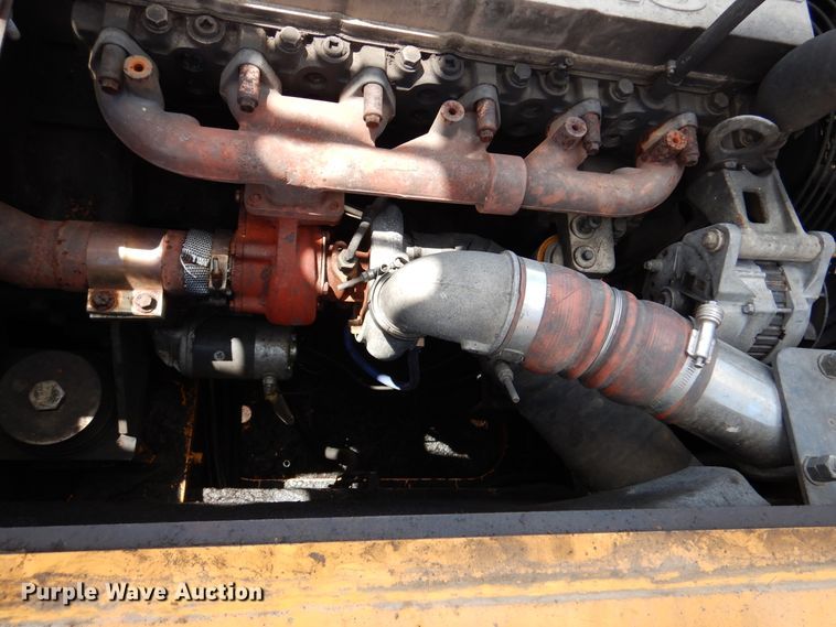 image for item DM6411 2004 Hyundai Robex 290-LC-7  long reach excavator