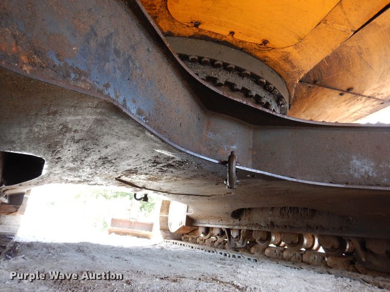 image for item DM6411 2004 Hyundai Robex 290-LC-7  long reach excavator