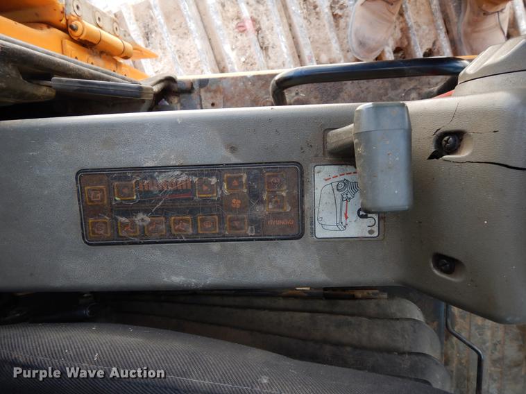 image for item DM6411 2004 Hyundai Robex 290-LC-7  long reach excavator