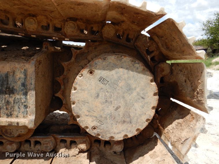 image for item DM6411 2004 Hyundai Robex 290-LC-7  long reach excavator