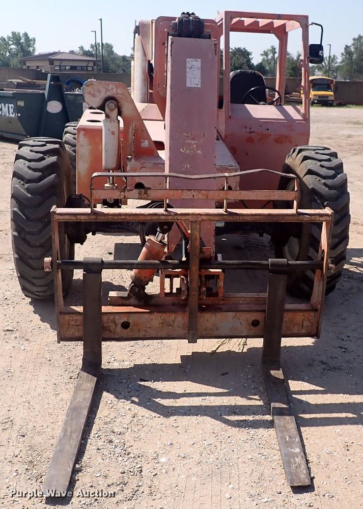 image for item DN1938 1997 SkyTrak 8042  telehandler